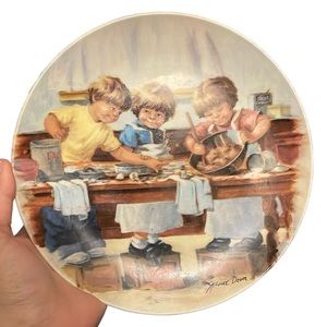Knowles vintage “The Tase Test” plate